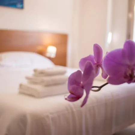 Hotel Hotel La Pace